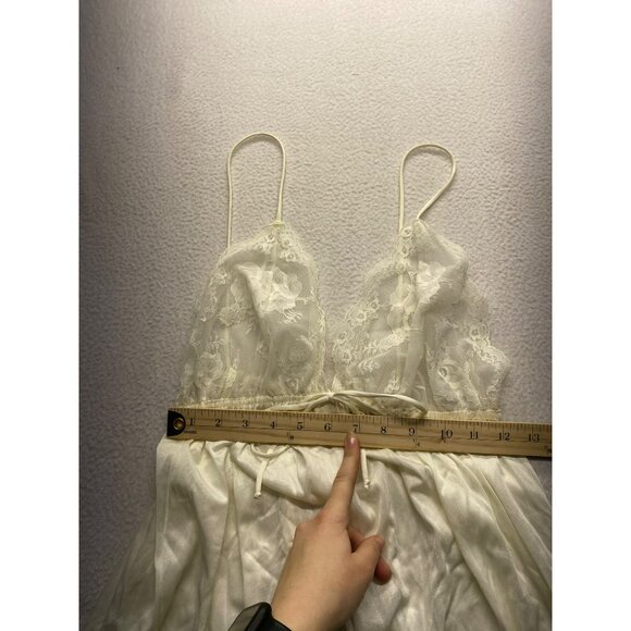 Vintage Miss Elaine Ivory Lace & Satin Nightgown Slip Dress #7212 - Picture 8 of 8
